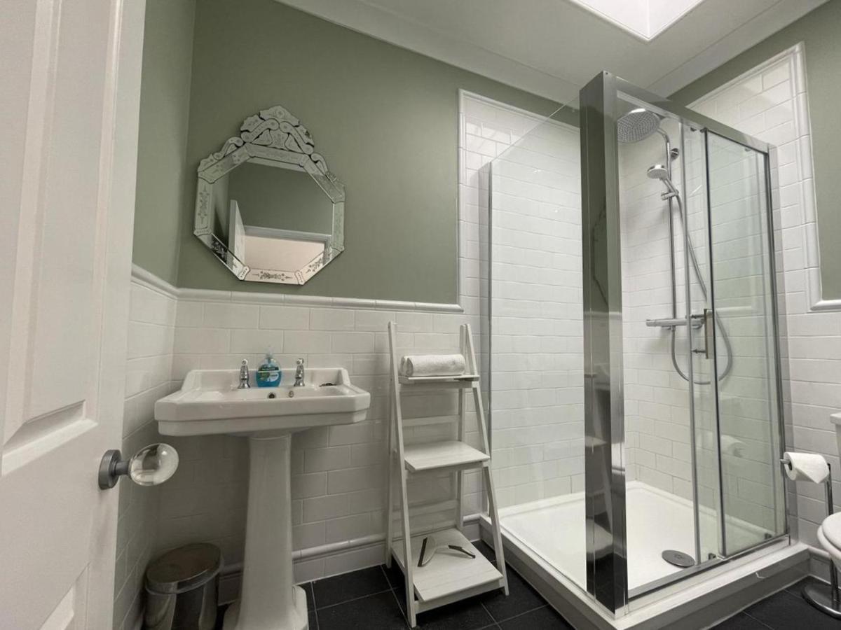 Regency Apartment - Marine Square By Crown Gardens Holiday Homes Brighton Kültér fotó